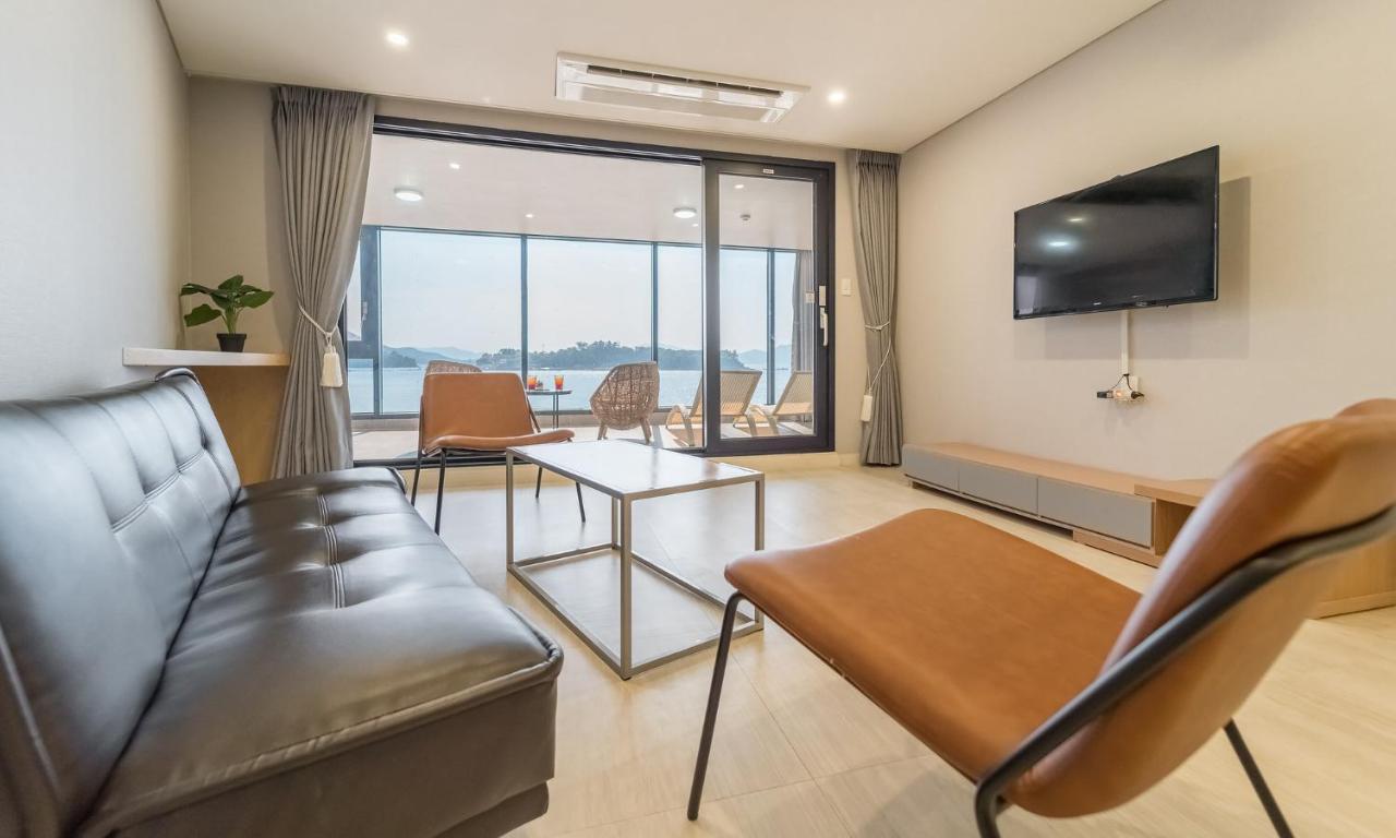 סאצ'ון Arte Resort Spa & Pool Villa מראה חיצוני תמונה