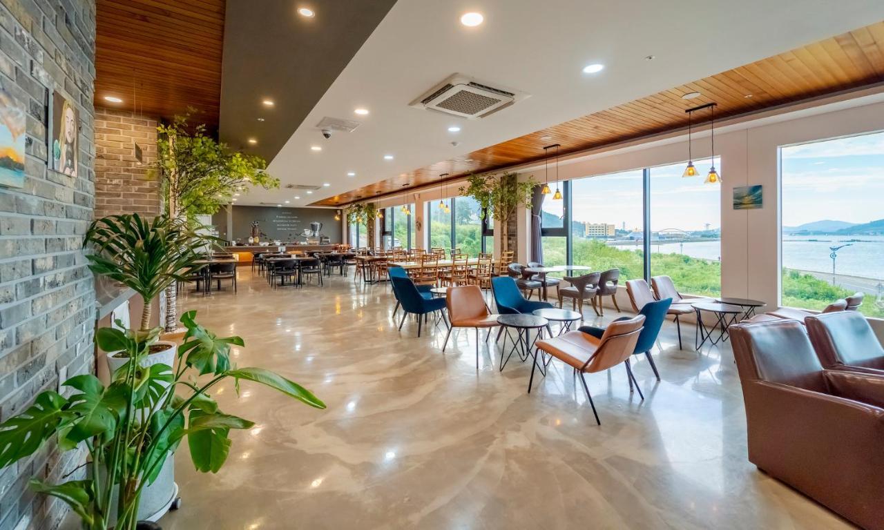 סאצ'ון Arte Resort Spa & Pool Villa מראה חיצוני תמונה